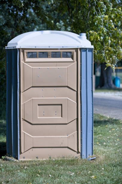 Best Portable restroom trailer rental  in Selma, CA